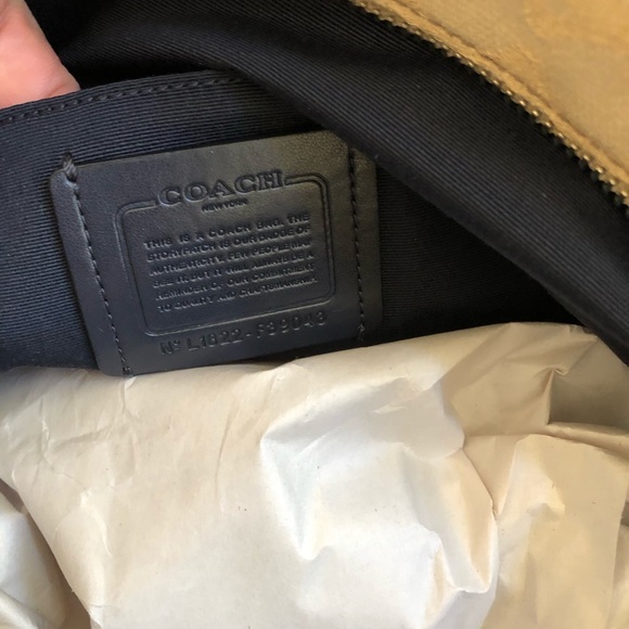 NWT Coach Signature city zip tote&LG wallet - Picture 5 of 8